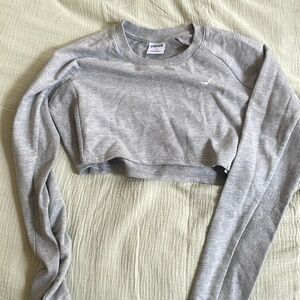 Gym shark long sleeve top